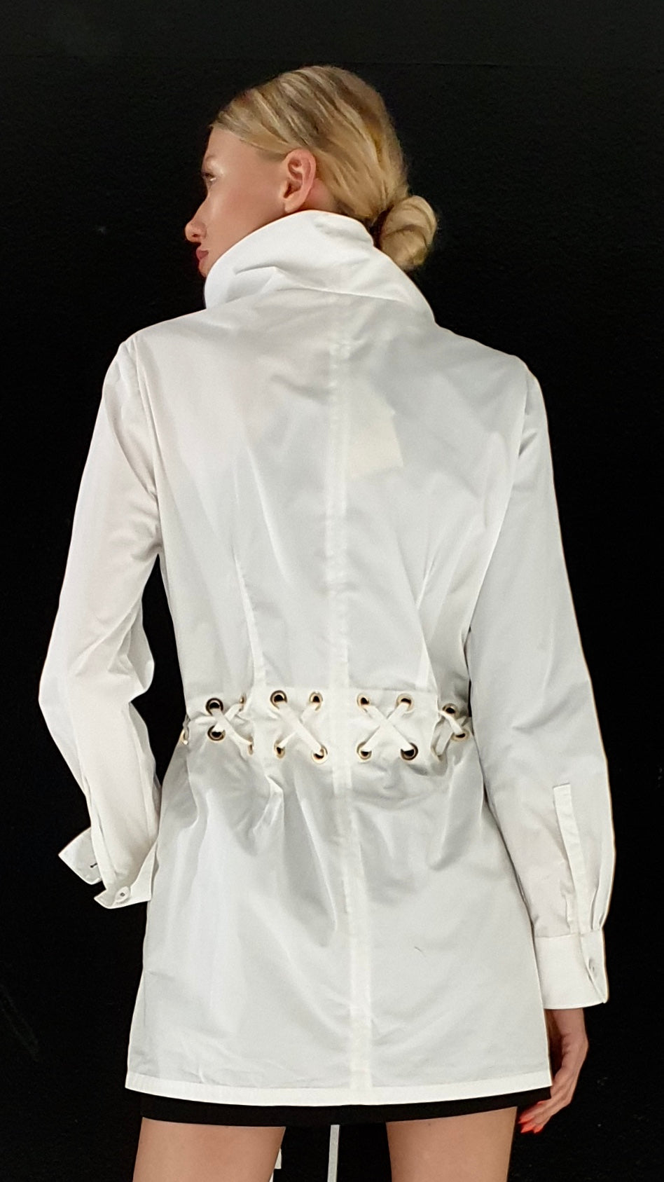 The chic Saharan white Safari Jacket