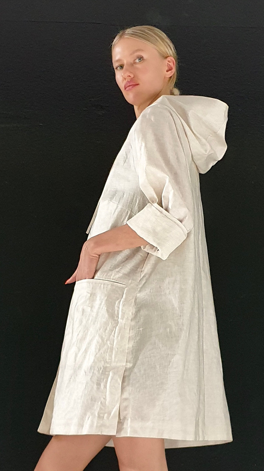 The BECOOL sand waterproof linen summer raincoat