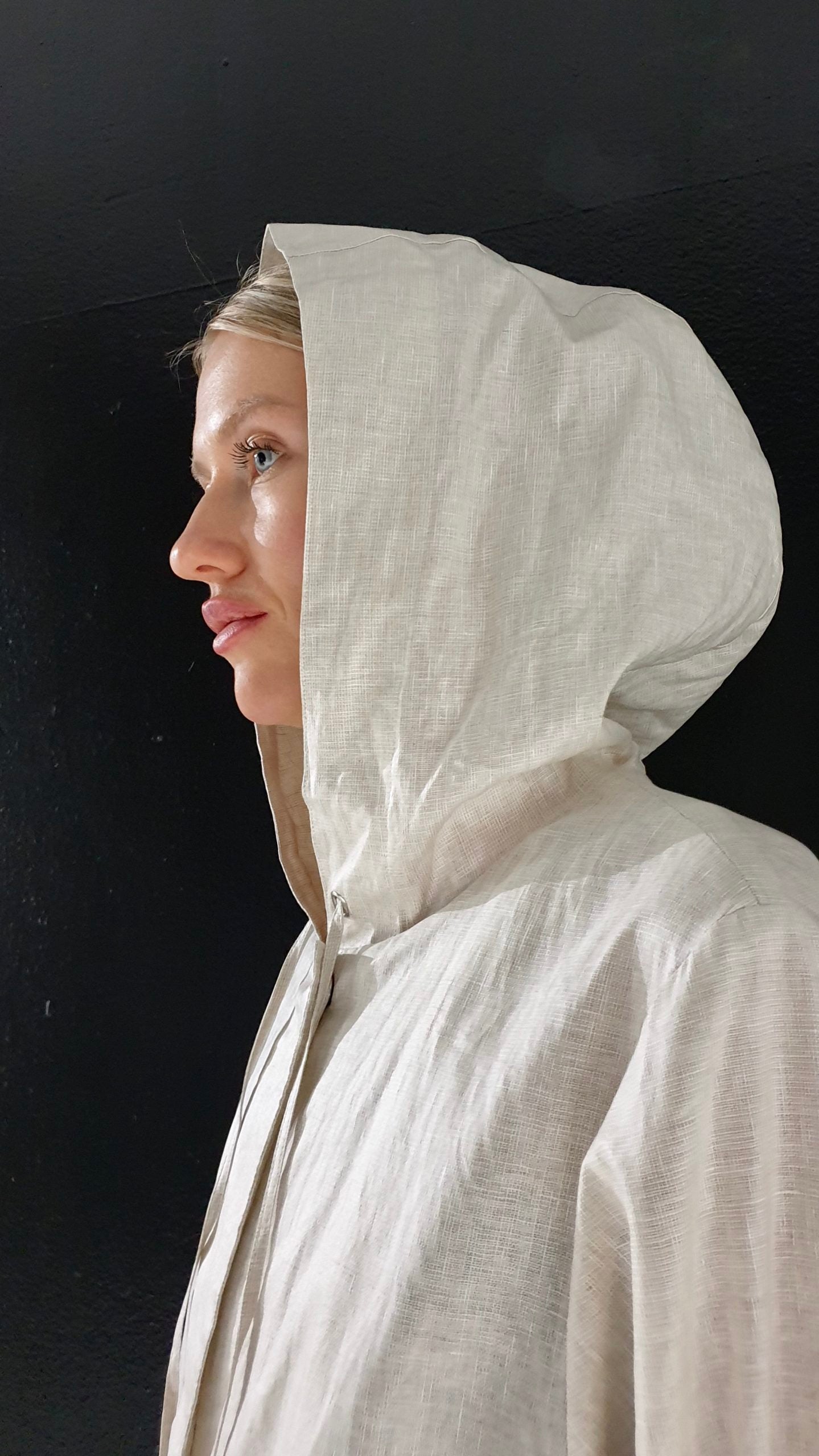 The BECOOL sand waterproof linen summer raincoat