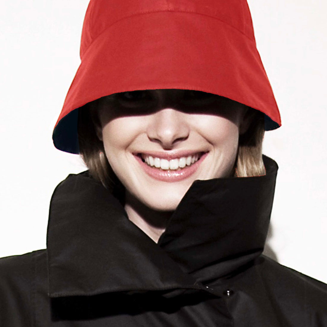 METROPOLITAN REVERSIBLE RAIN HAT Red/Navy